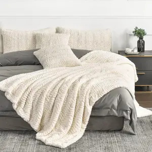 Luxury Faux Fur Blanket for Twin XL Bed 2,5.2lb,All Ages,Home Decoration Pillows(Ivory,63" x 90")