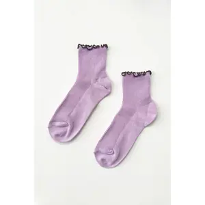The Petite Ruffled Modal Socks in Lilac/Brown