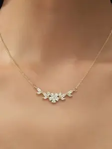 Women's Elegant Zircon Flower Pendant Necklace, Stylish Floral Design, Versatile Party & Vacation Jewelry, All-Season Fashion Accessory