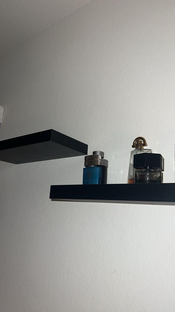 Item: Black-3 Shelves-14.9" 