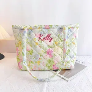 Custom Embroidered Quilted Tote Bag,Floral Tote With Name,Bridesmaid Proposal Gift,Beach Bag,Personalized Gift for Bachelorette Girls Trip