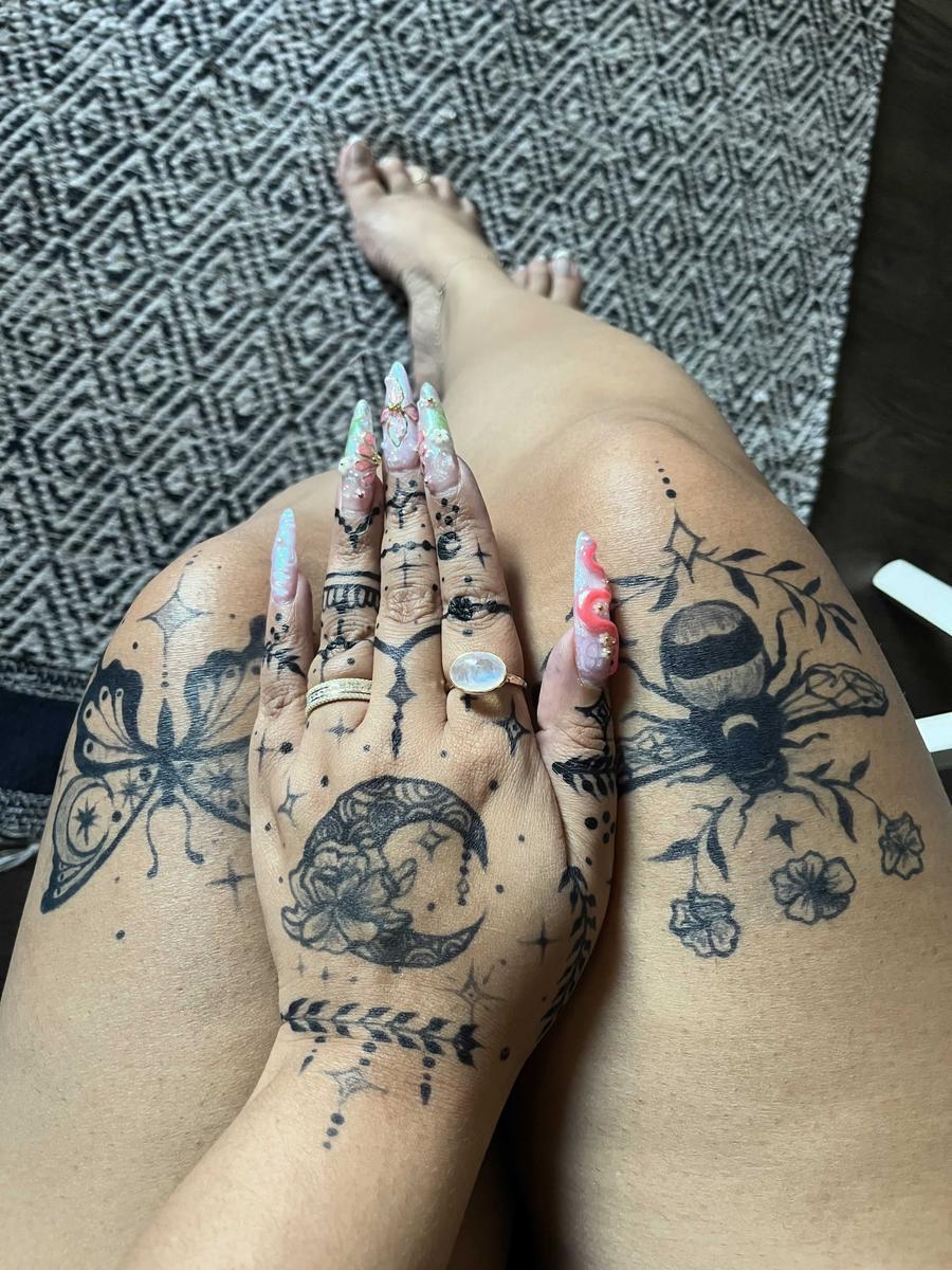 Item: 2 Bottles w/3 Tips, "Celestial" stencils + transfer paper, Standard