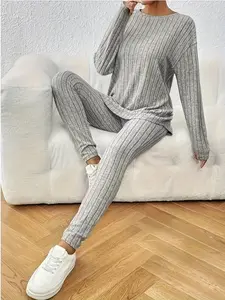 Women's Casual Fashion Striped Knit Set, Loose-Fitting Large Size, All-Season Everyday Wear, Pure Color Design, Comfortable Fabric, Outfit