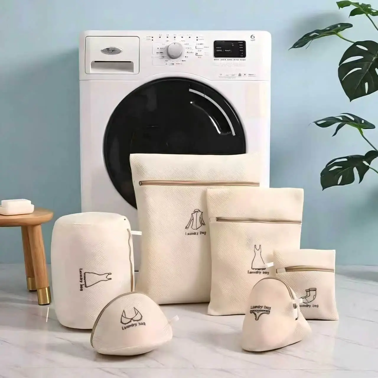 6 Pack Thick Zippered Laundry Wash Bags, Breathable Fabric Deep Cleaning Anti-Tangle Protectors for Delicates, Lingerie & Socks, Home Dorm Organization Tool Gift (Home Supplies Laundry Accessory)