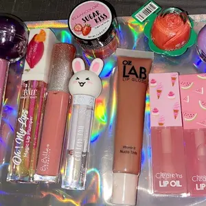 Lippie Bundles Aloe Hydrating Lip Oils Moisturizing