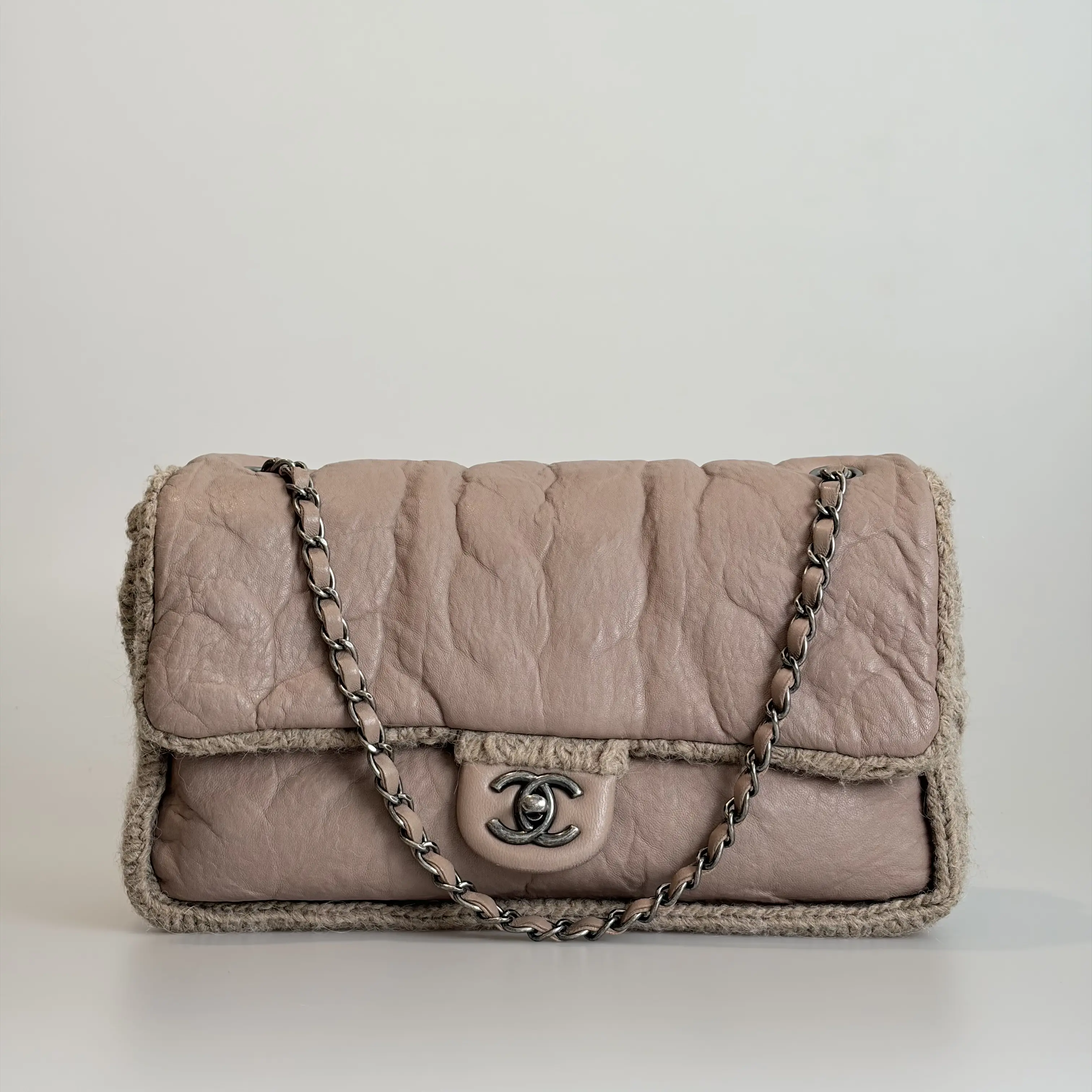 Pre-owned CHANEL Cable Knit & Lambskin Crossbody Bag Classic Flap Seasonal Blush Pink Antiqued Silver tone Clasp 71735317 Sold As Is / Final Sale