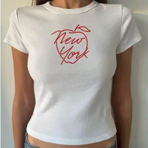 Cartoon New York Baby Tee – Retro Cute Aesthetic Top