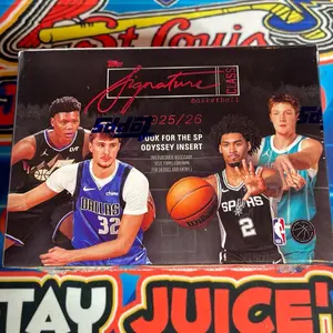 2025-2026 NBA Topps Signature Class Sports Card Blaster box- Collectible Finds, Sports Cards Packs, Collectible Sports Cards