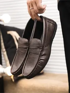 2026 Men's Soft Leather Comfortable Penny Loafers, Lightweight and Non-Slip Slip-On Design, Versatile for Business Commute and Daily Casual Wear Without Rubbing Feet