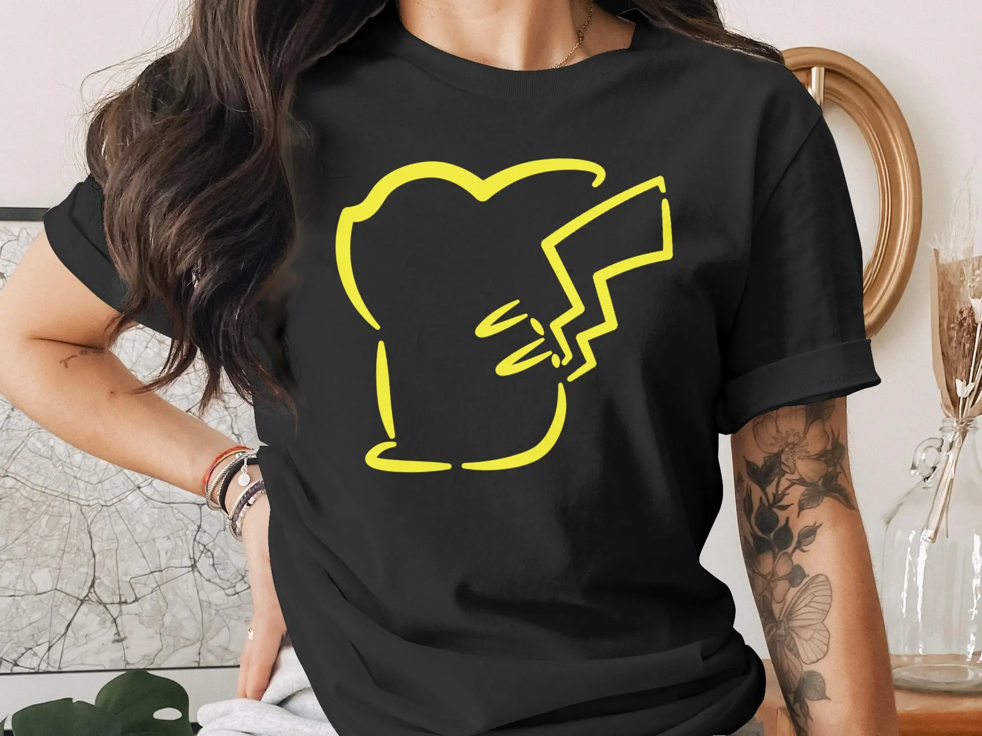 Pikachu Outline Fan Gift T-Shirt