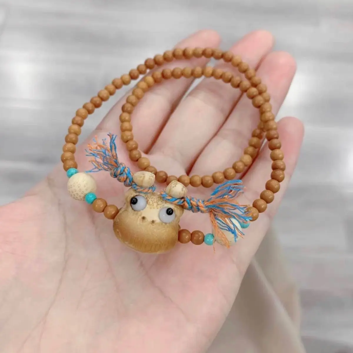Natural Olive Core With Gold Silk Bamboo Live Eye Quack Two-Loop Cute And Sweet Bracelet Female Female Female Female Daily Daily Female Female Female Daily Daily Daily Female