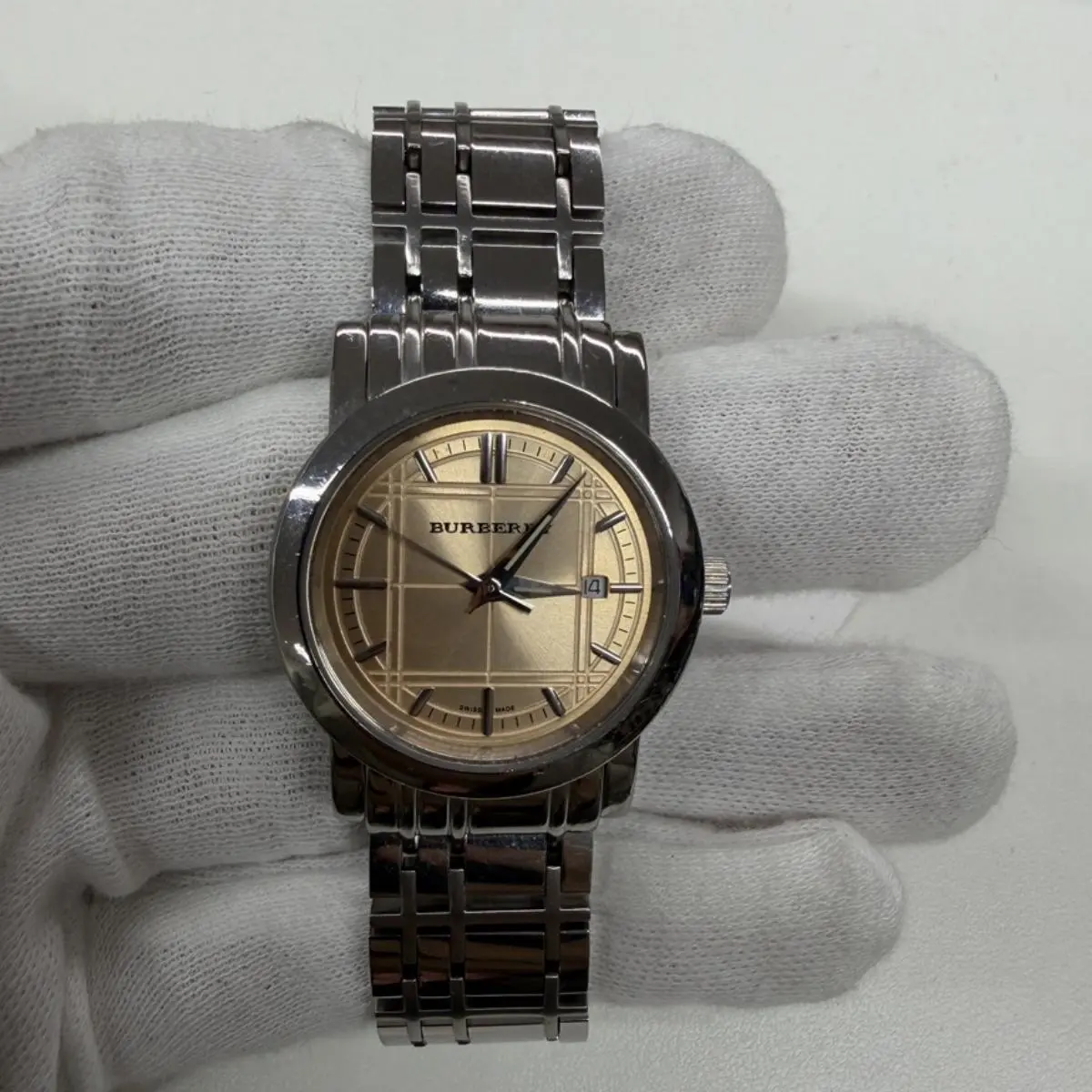 Pre-owned BURBERRY As Shown Shoulder Bags Check Dial Date Stainless Steel Quartz Watch 14cm 10048