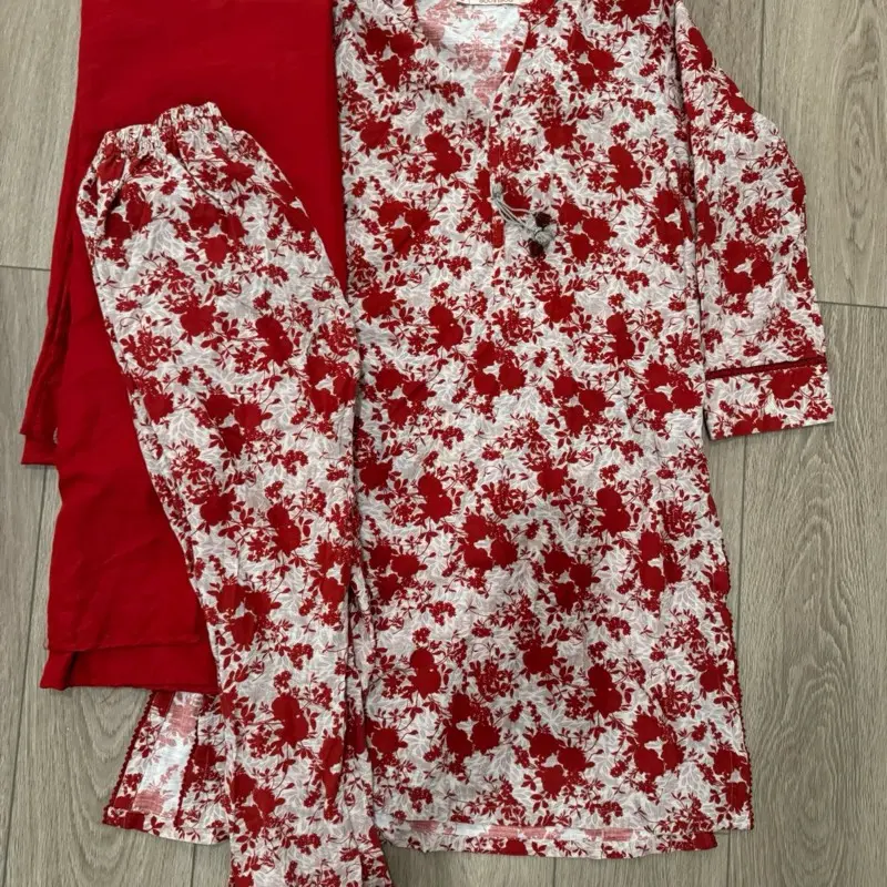 Womenswear Women's 3-Piece Top and Bottom with Shawl, Casual Daily Wear Clothing Set
