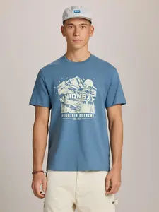 Mountain Retreat Graphic Tee