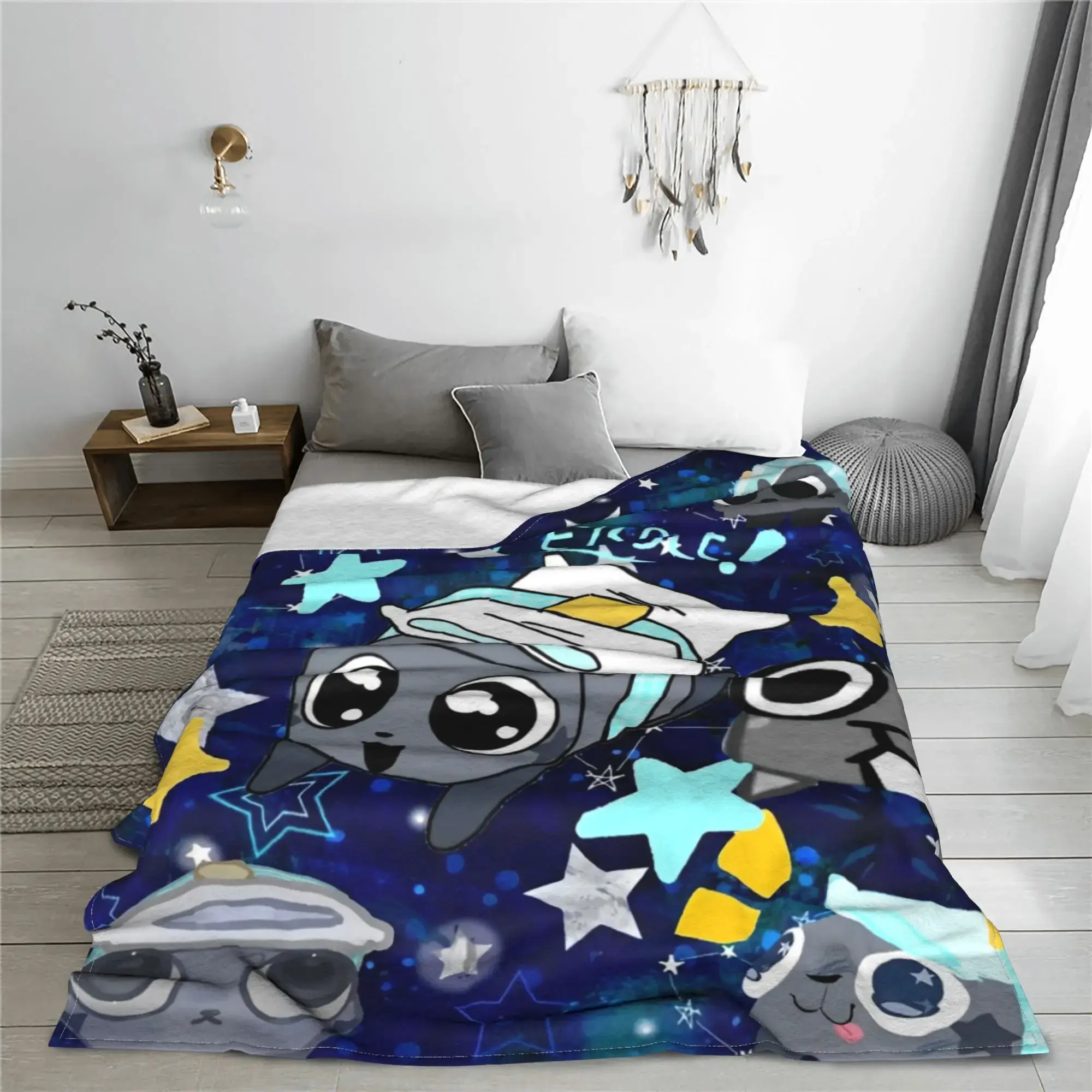 Dandys World Pebble Fleece Soft Bedding Throw - Durable Polyester All Seasons Blanket for Bedroom Sofa, Decorative Gift Blanket for Halloween, Christmas