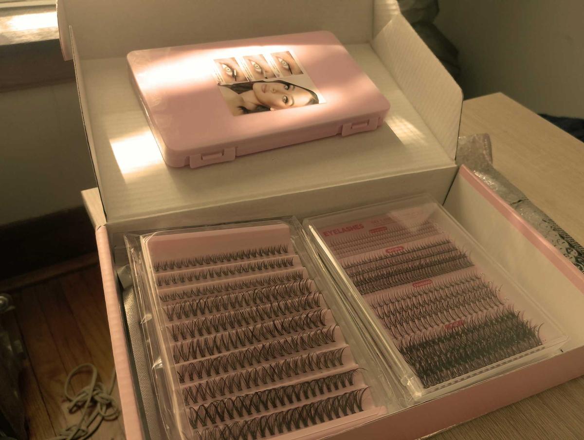 Item: Multicolor, 1 Set