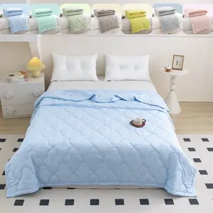 Solid Color Summer Blanket, Cool Summer Quilt for Hot Weather, Air Conditioning Blanket, Breathable Sweat-Wicking, Soft Skin-Friendly Fabric, Lightweight Blanket
