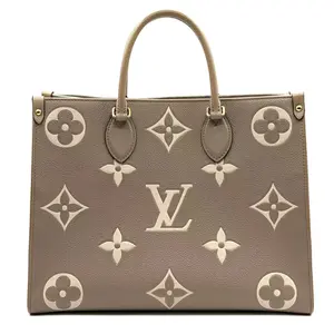 Pre-owned Louis Vuitton leather Tote Bags OnTheGo MM