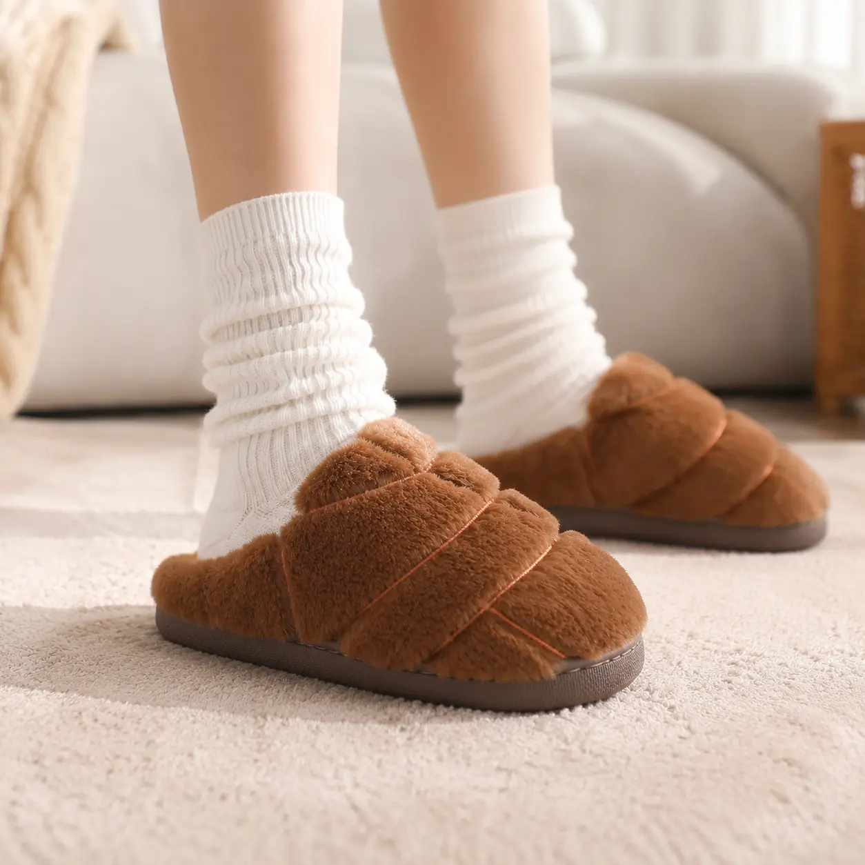 Women's Cotton Plush Thick-Soled Flipflop Slippers - Warm, Soft Indoor-Outdoor Slide Shoes for Postpartum Recovery