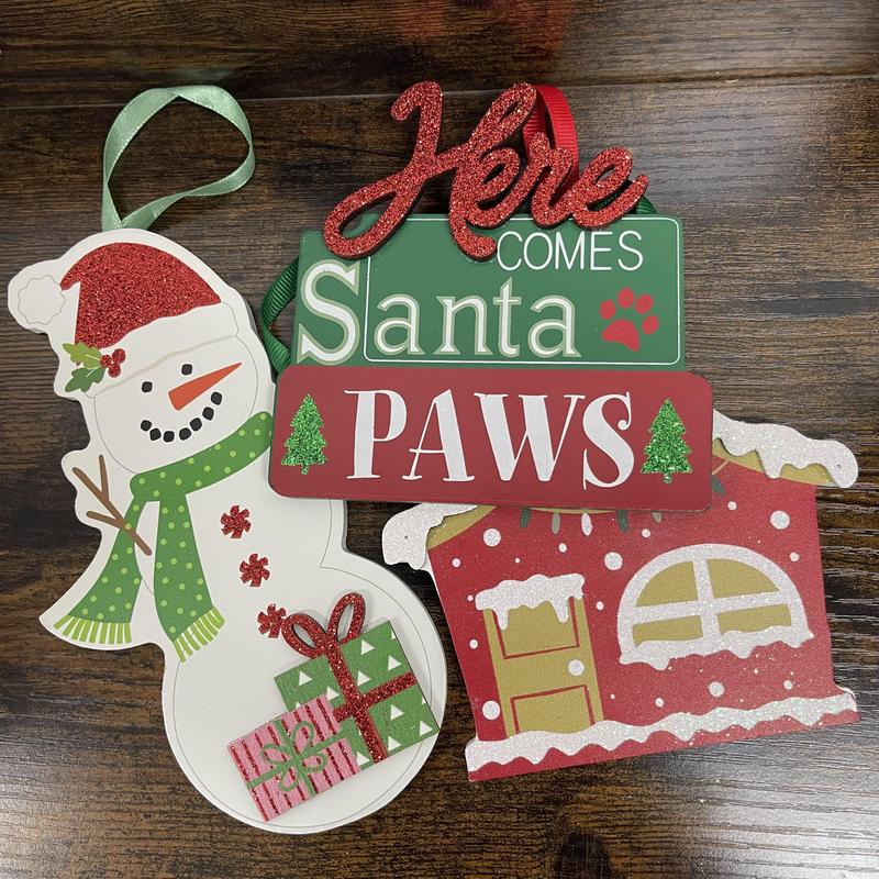 Crazy Little Mustang 3ps Christmas-Themed Ornaments Set 3-Piece Christmas Pattern Tree Decorations for Home Party Festive Atmosphere Perfect Gift Throw Cushions