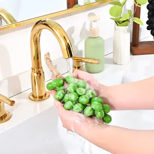 Grape Soap on a Rope – Handmade DIY Decorative Grape Soap, Natural and Gentle, Moisturizing and Cleansing, Long-Lasting Fresh Scent, Perfect for Home Décor and Bathroom, Aesthetic & Creative Valentine's Day Gift，Fun Shape, Bath Shower Hanging Decor Gift