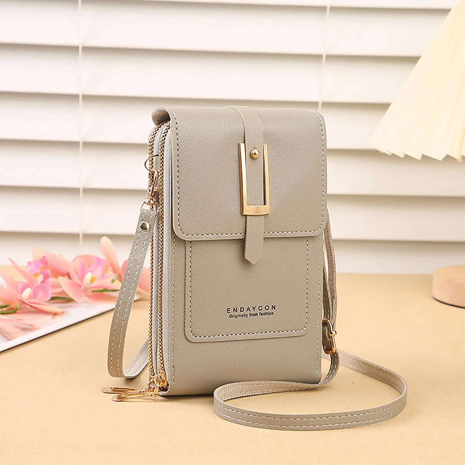 Touchscreen Phone Bag for Women, Small Crossbody Cute Phone Pouch, Fashion Keychain Bag, Stylish and Practical Accessory