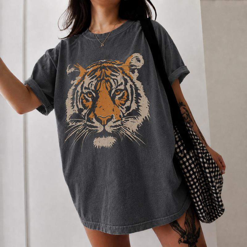 Comfort Colors Vintage Tiger T-Shirt, Distressed Retro Big Cat Graphic Tee, Wildlife Shirt, Classic Animal Lover Gift