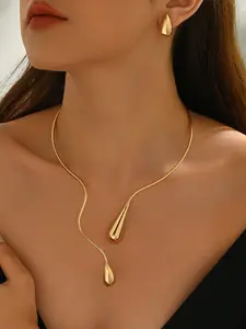3pcs Minimalist Gold Teardrop Necklace & Earring Set, Elegant Jewelry Set, Sleek Water Drop Jewelry for Women, Polished Gold Choker with Matching Stud Earrings, Versatile for Everyday, Office, Perfect Gift for Her for Mother's Day