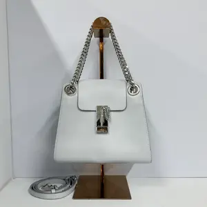 Pre-owned Chloé Leather Shoulder Bags 7.8'' R2269 Shoulder Bag C18379922450 0529 E Kylie