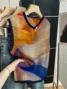 Spring Summer Elegant Women's Geometric Pattern All Over Print Vest Sweater, Casual Contrast Hem Short Sleeve Knitwear, Comfortable Daily Wear, Colorblock Sweater Vest