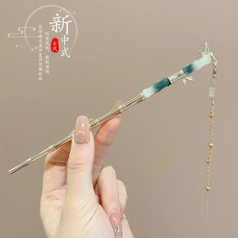 9# Bamboo tassel gold (bag)
