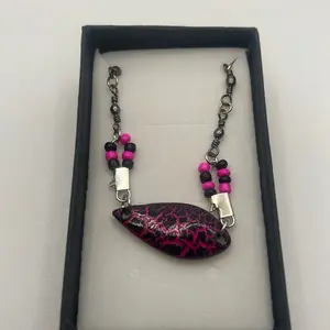 Black & Pink Lure Swivel Bracelet