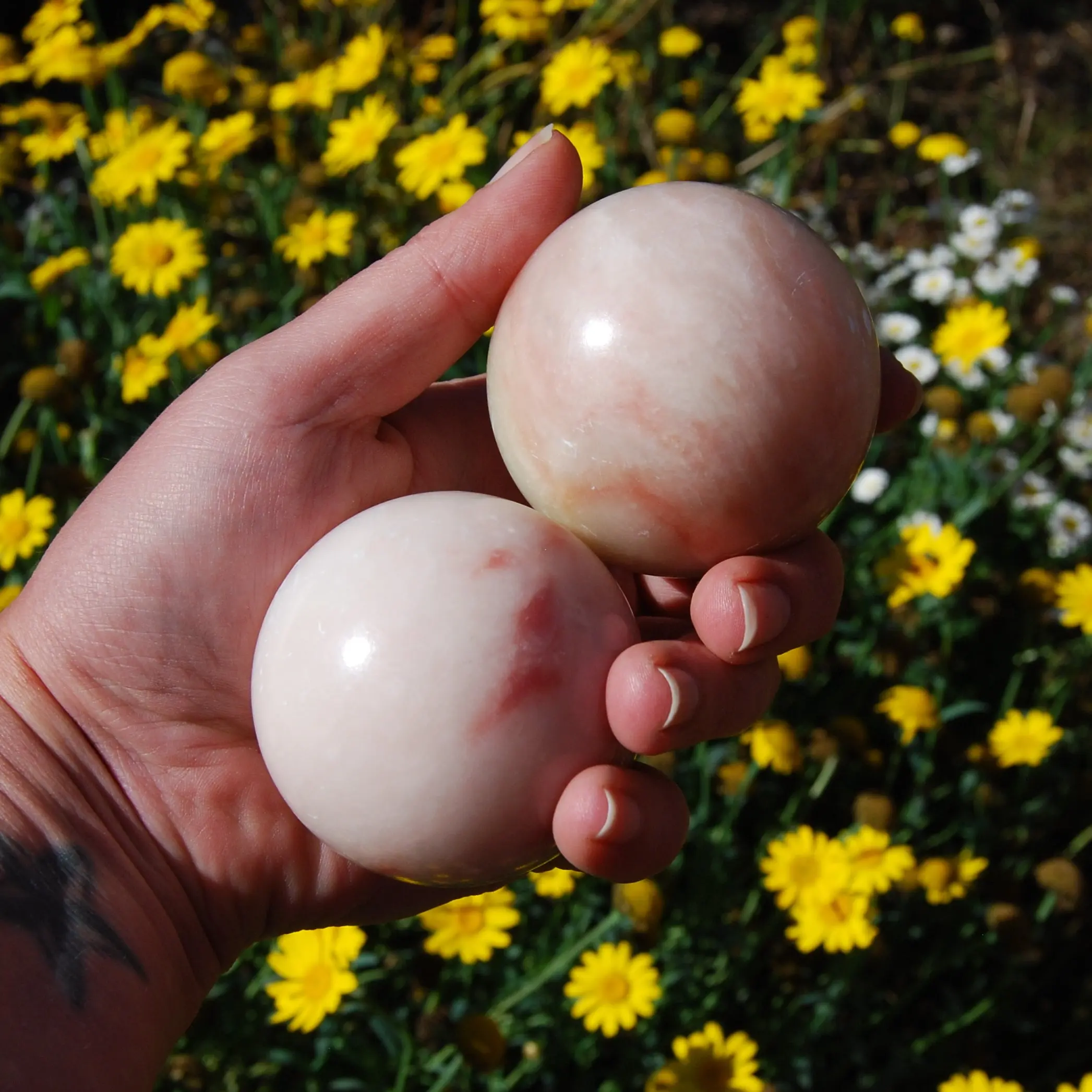 ONE 2.5in Peruvian Pink Opal Crystal Sphere