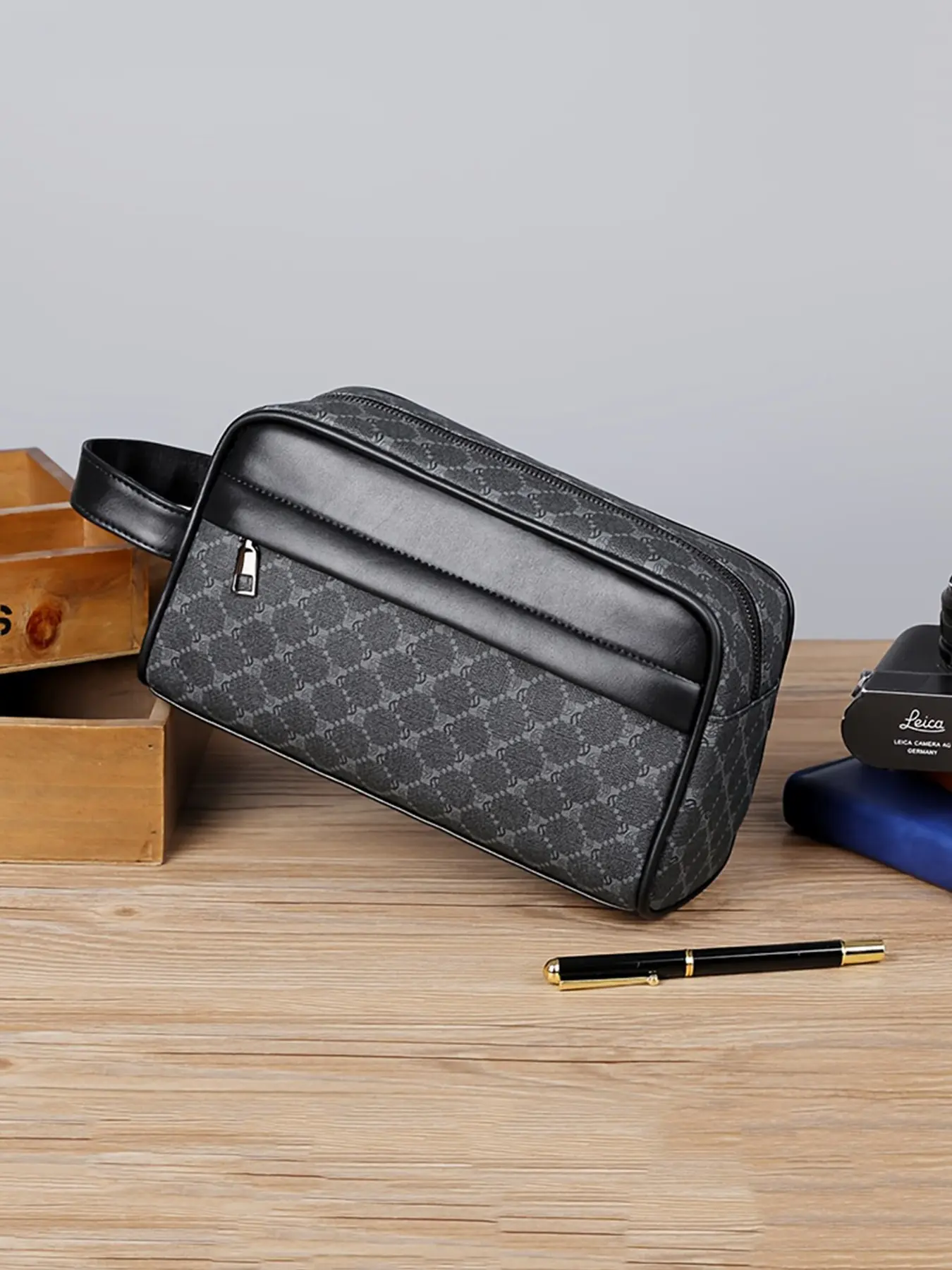 Men's Leather Handbag, Phone Wallet Crossbody Bag, Stylish and Practical Accessory, Perfect for Daily Use, Durable and Elegant Design, Durable Pouch, Wallet Clutch
