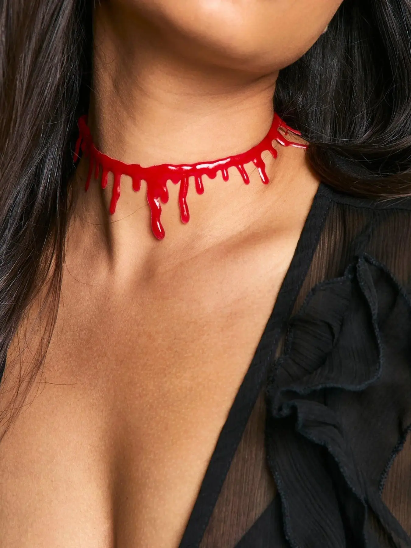 1Pcs New Red Halloween Imitation Blood Dripping Choker Necklace Creative Bloody Cut Blood Scar Necklace Red Simulated Abdominal Bleeding Collar Suitable for Banquets, Parties, Festivals and Casual Daily Wear
