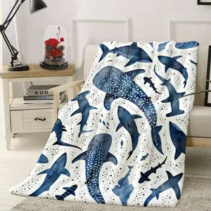 Romantic ocean-style whale shark pattern warm blanket, suitable for both children and adults, suitable for use during naps, soft and comfortable, suitable for all seasons.