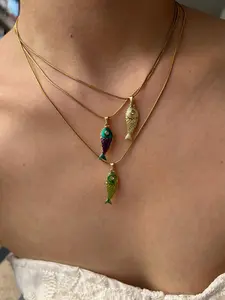 Minimalist Stainless Steel Colorful Enamel Fish Pendant Necklace, Asymmetrical Design Women's Cute Daily Fashion Jewelry Accessory Gift