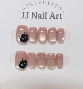 Handmade Cat Face Press-On Nails, Reusable Custom-Shape Set for Nail Art Decoration