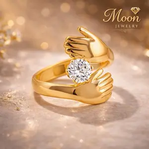Golden Hug Ring – Love & Sparkle Edition