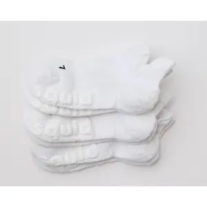 Squid Squid Adults Ankle Socks - The No-Brainer Pack - 3 Pairs White Spandex Seamless Top with Dot Lock Technology & Superior Bottom Grips for All Seasons Comfort
