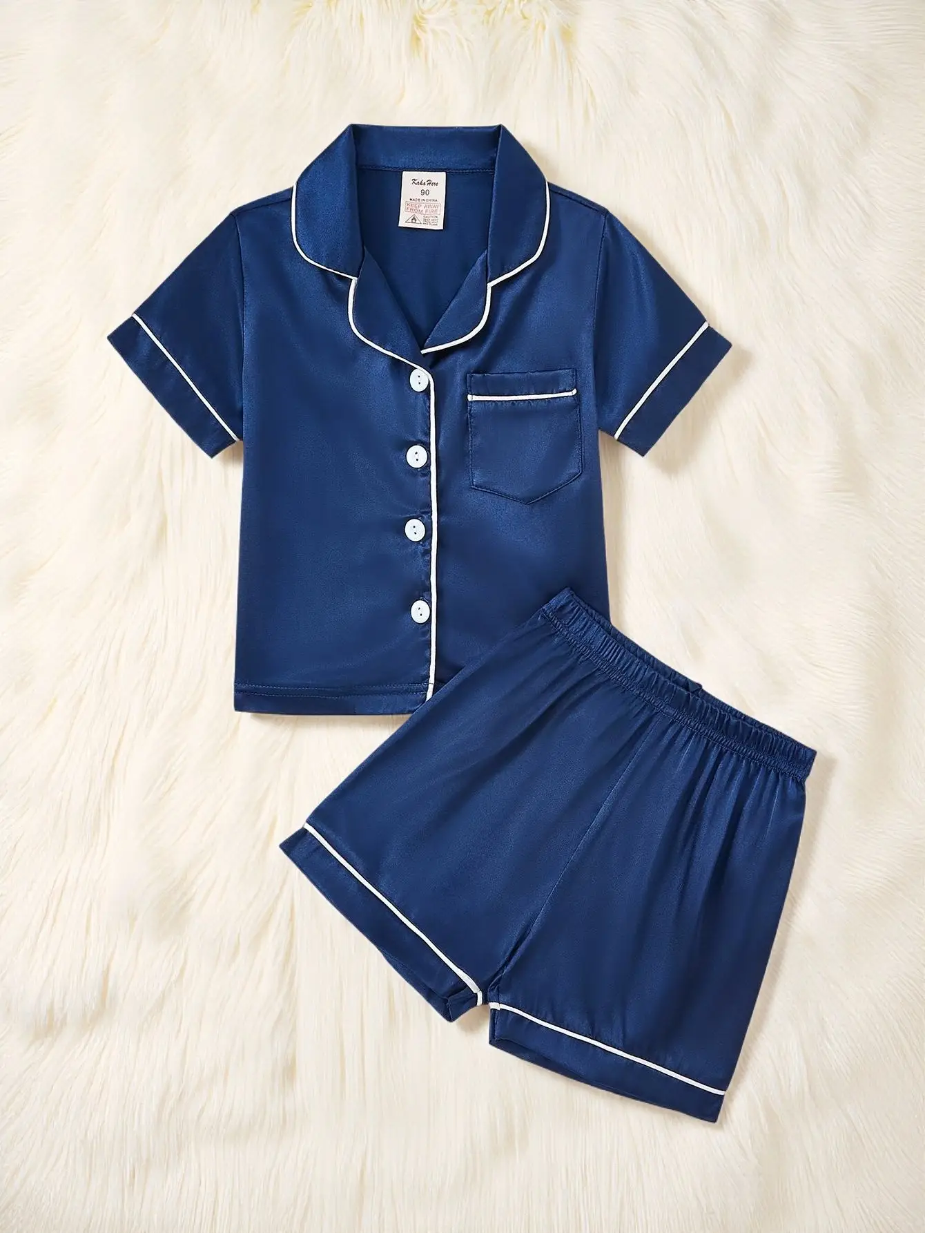 Kids' Satin Pajamas Set -Summer Short-Sleeve & Short-Pant Style Soft Satin Fabric • Button-Up Design • Suitable for 1-8 Years Old • Unisex Pajamas • M