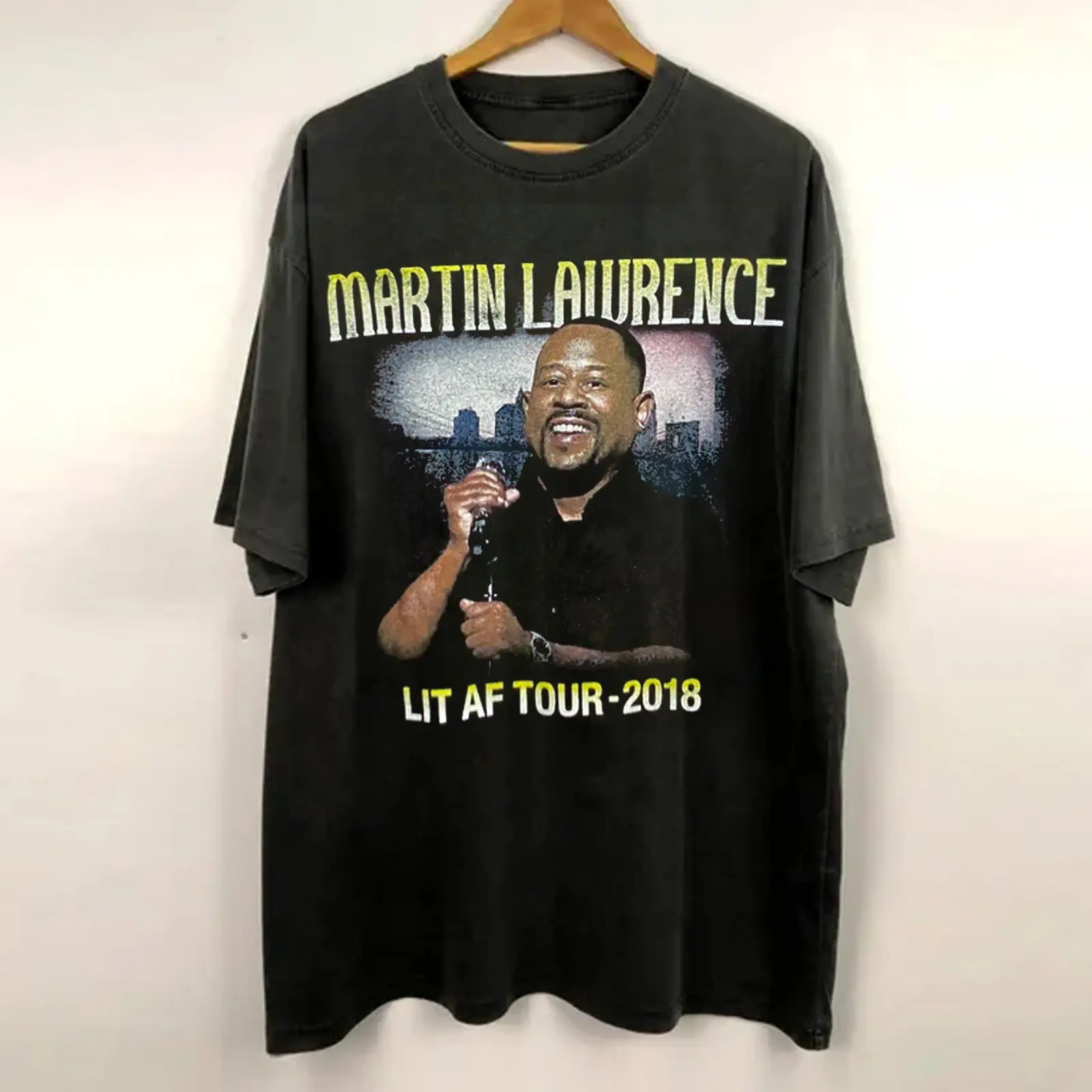Men's Fitted Martin Lawrence Lit AF Tour Graphic Print Tshirt, Vintage Cotton Short-Sleeve Tee with Round Neck for Streetwear, Basic, Top, Shortsleeve, Casual Style Tee, Menswear, T-Shirt, All Seasons, Machine Wash, Fitted Cut