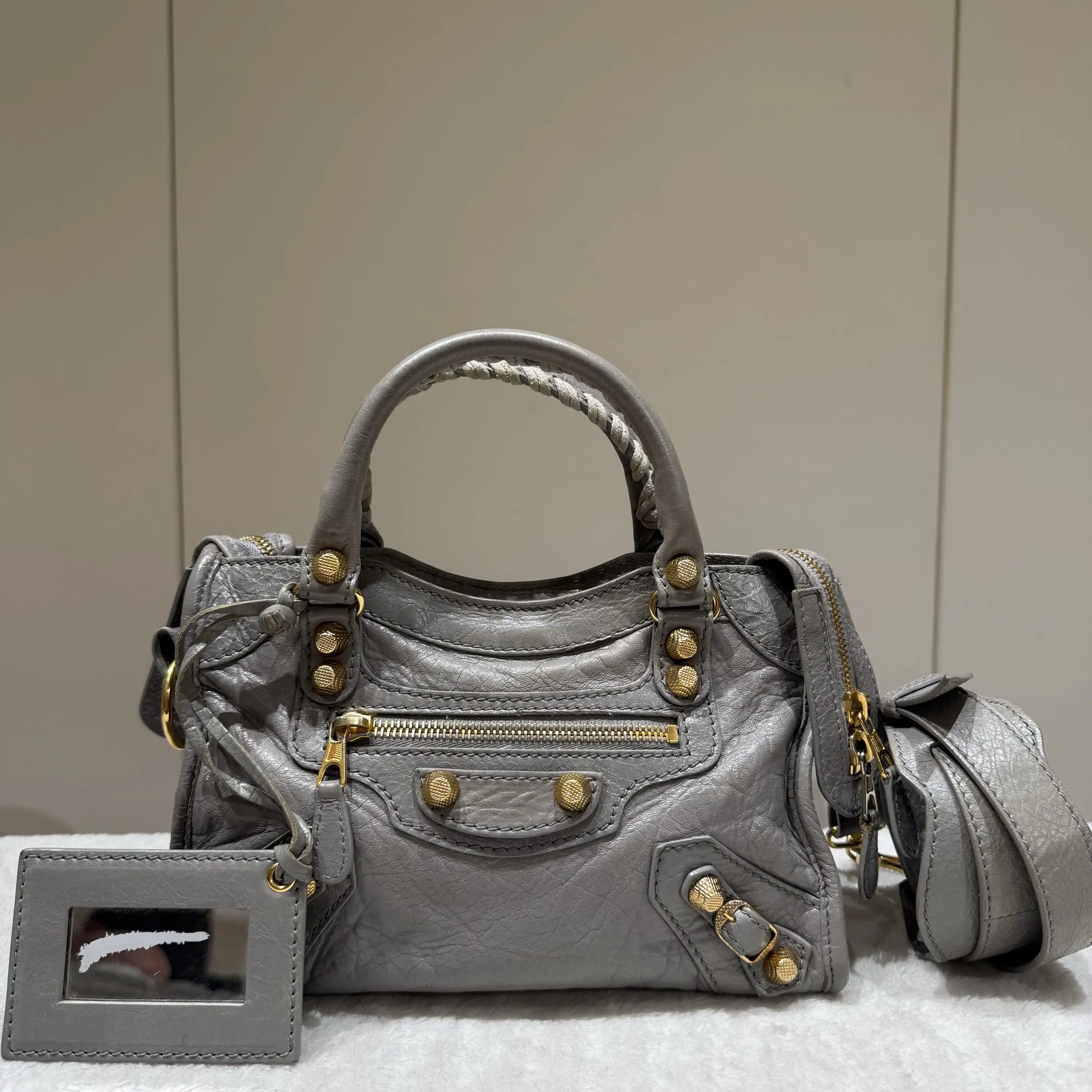 Pre-owned Balenciaga leather Crossbody bags Mini City Grey Handbag with Gold Hardware 71191243 SH