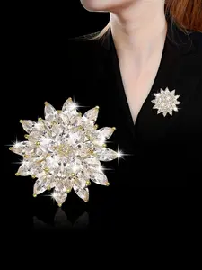 Fashionable Dual-Layer Artificial Crystal Snowflake Brooch, Christmas Gift, Elegant Jewelry Accessory, Perfect Holiday Present