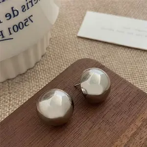 Ball Earings