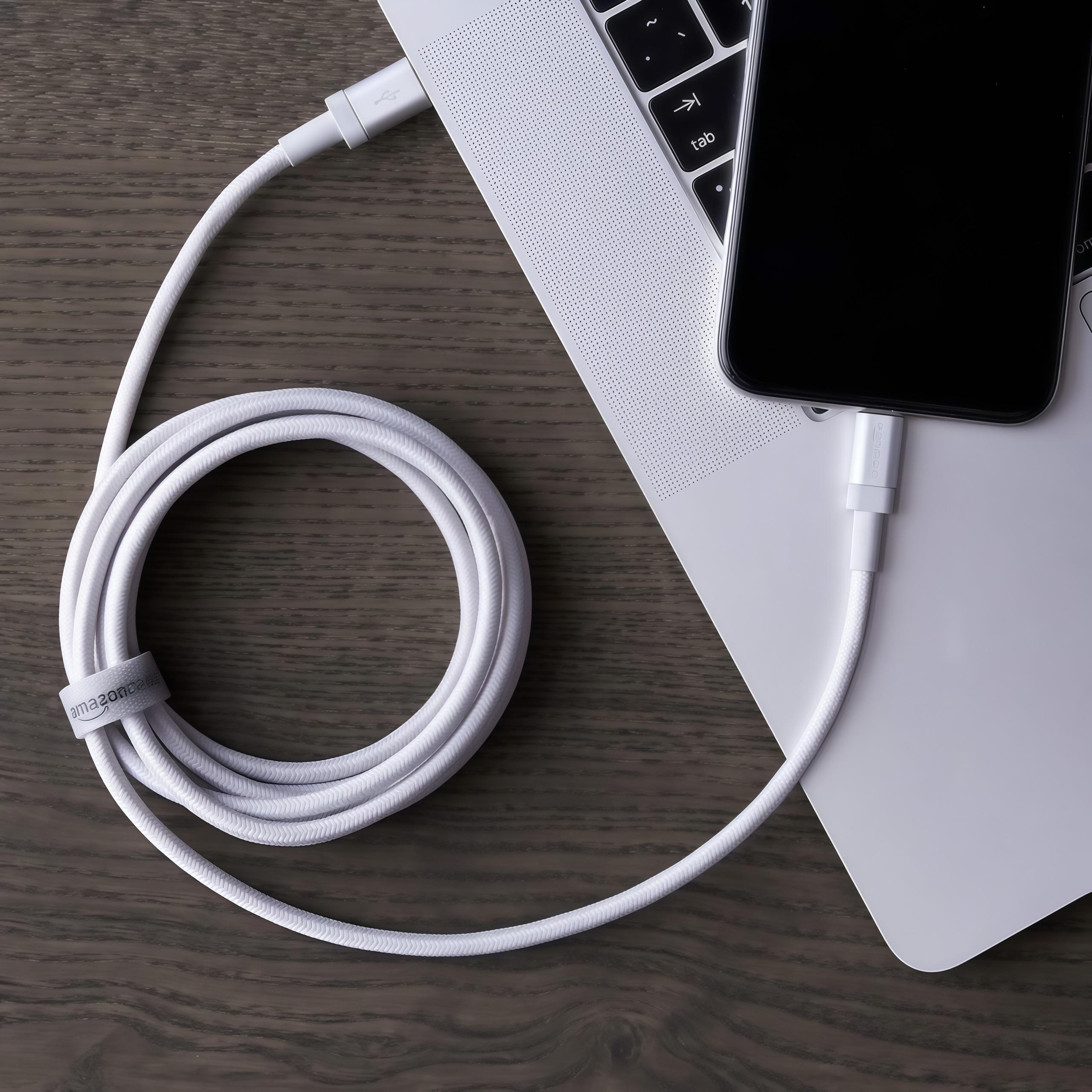 Durable Smartphone Fast Charging Cable for iPhone, USB-C to Lightning, Tangle-Free Nylon Braided, Perfect for Everyday Use