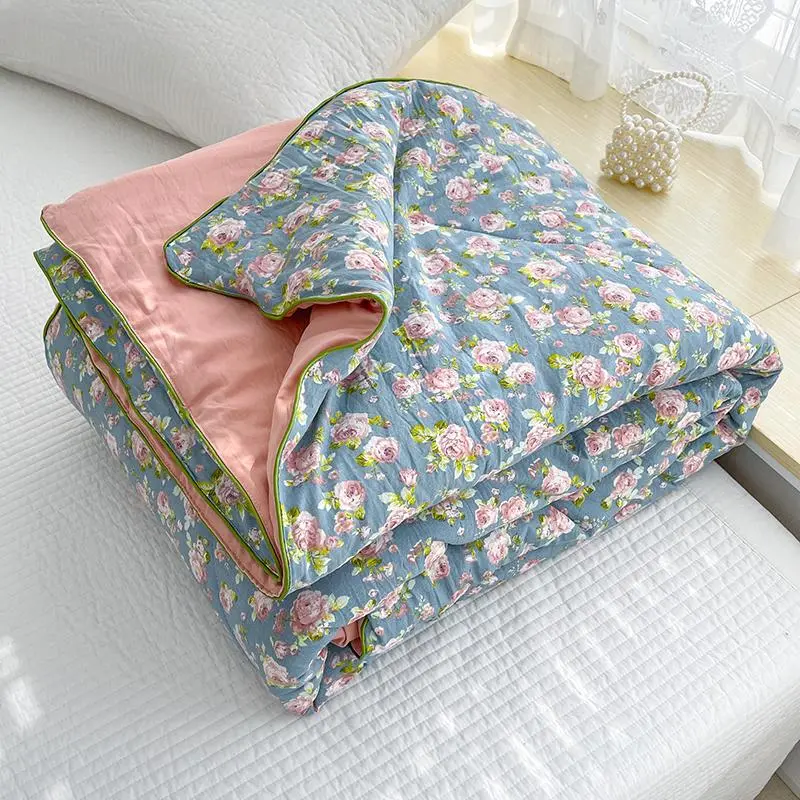 Floral Print Summer Cooling Blanket, 1 Count Soft, Skin-Friendly Air-Conditioning Comforter, Thin Blanket for Bedroom & Living Room