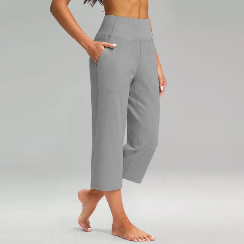 Solid Color High Waist Wide Leg Cropped Yoga Pants with Pockets, Tummy Control Loose Capri Sports Pants for Women