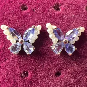 <PingEast jewelry > EDP508——925 Sterling Silver Butterfly Stud Earrings with Natural AAA-Grade Tanzanite and Freshwater Pearls, Outer Size 7×8mm