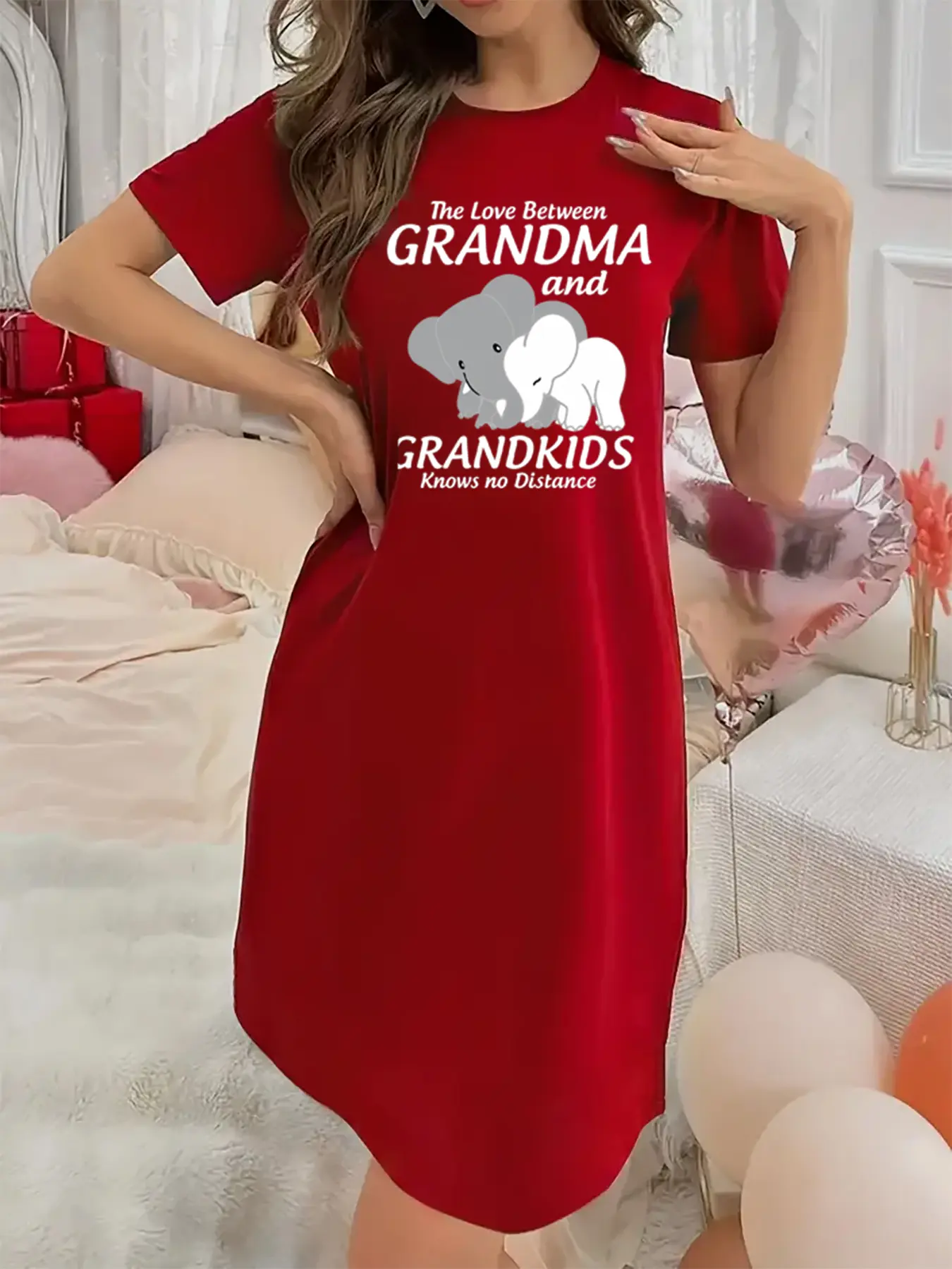 Soft and Slightly Stretchy Women's Underwear Grandma and Grandkids Pattern Short Sleeve Crew Neck Nightgown, Sexy Elegant Youthful Women's Christmas Dress, Perfect for Halloween, Christmas, and Thanksgiving Gifts
